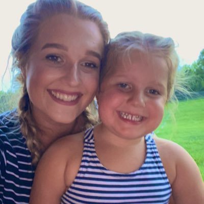 jenlanhunt's profile picture. 