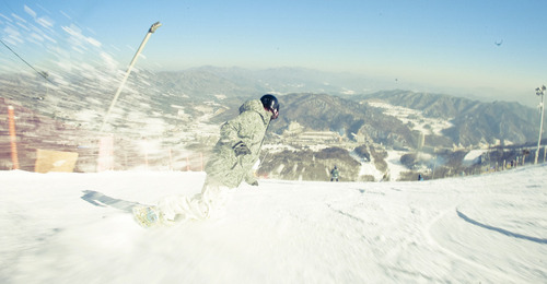 Snowboarder 입니다. 

날아라가스~!! 란 닉네임으로 헝그리보더에서 활동중. 

보드 타고 싶습니다.
