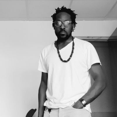 nii_flippedeye's profile picture. I'm founder, poetry & fiction editor @flippedeye & otherist @BlueBirdTail. My views do not belong to @flippedeye

Ga + Twi 🇬🇭|🇬🇧|🇫🇷 più un po 🇮🇹 y 🇪🇸