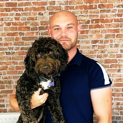 Teacher, Lord of Chaol Ghleann, Lover of TV and Movies , Papa to Theo 🐾