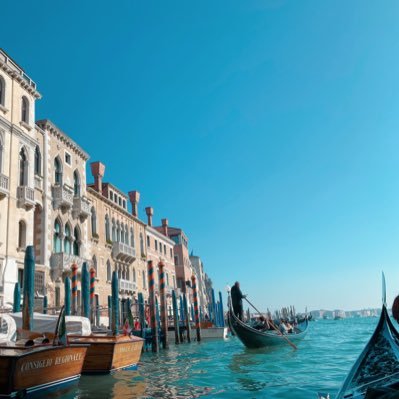 soranokun01's profile picture. 無言フォローすみません🎵B'z、the pillows、米津玄師、清塚信也、久石譲、ジョン・ウィリアムズ🕵️‍♀️劇団EXILE町田啓太、井浦新。🎥洋画ファンタジー&邦画メインで雑食。🎮FF7R、幻想水滸伝、音楽と映像と話重視。📚ほしおさなえ、高田郁、あさのあつこ等、脚本は藤本有紀、野木亜紀子