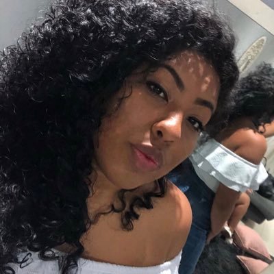 Insta: thaina_sgomes
