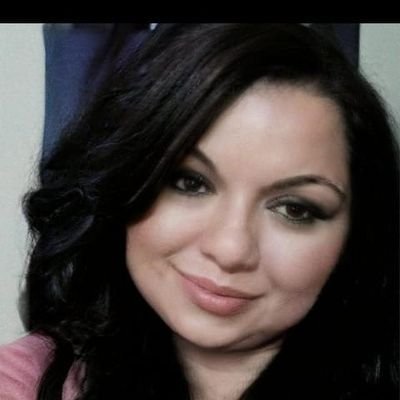 EvelynAbrego1's profile picture. 