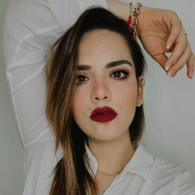 Ni que fuera la revista Forbes para escribir la biografía aquí; pero ahí les va: Doctora, Esp y Máster. fundadora de SaludPlus 🇲🇽🇨🇺 ProLife/ProBeauty