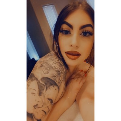 i'm just as complicated as you are. snapchat;jaimsteer
