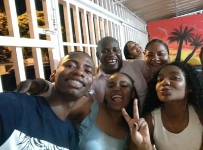 alvarocambindom's profile picture. Negro Guapireño , casado,  padre de 3  , defensor de causas nobles pensionado INPEC y licenciado en teología