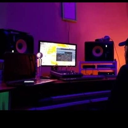 Tap2Christian's profile picture. am a rappper , sound engineer by profession a dj and a recording https://t.co/aAPtvEwzFs name is Tap2 , am from the volta region of Ghana but currently living in kumas