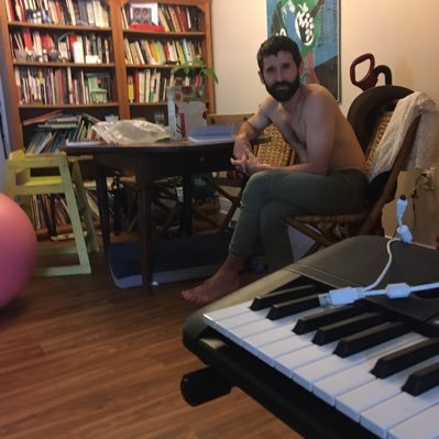 adrofrt's profile picture. hominid, father, husband, screenwriter, climate change advocate, free-thinker, Swiss-French-Louisianan, bartender, Peace Corps Volunteer