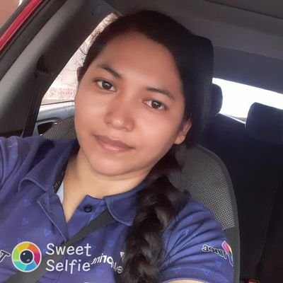 naci en el salvador en el departamento de san miguel el dia 12 de febrero actualmente guitarrista de grupo ProezaS en mision Cristiana Elim y poeta
