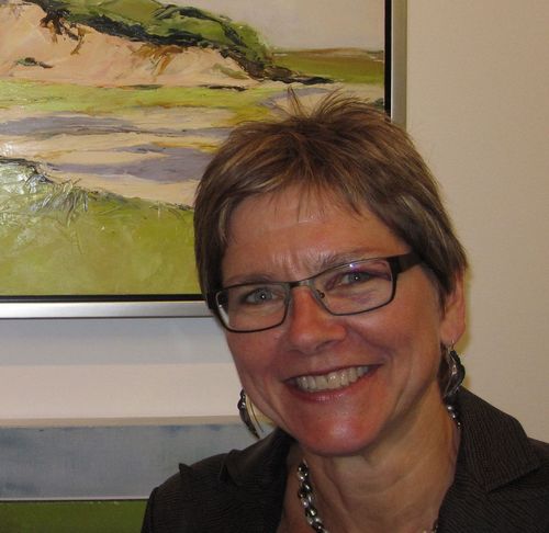 Joan Caivano works at Inter-American Dialogue on women's issues, press freedom, and more. She is passionate about justice, words, birds, trees, & culinary arts.
