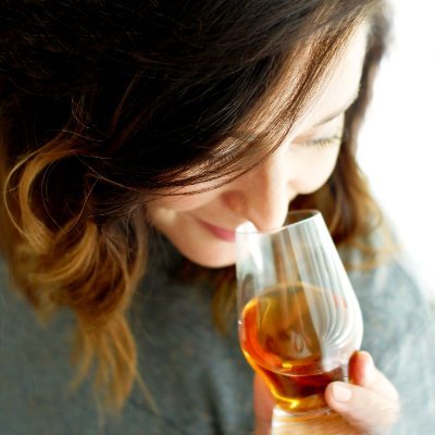 Female Bourbon enthusiast, Louisville KY homesick, Follow for bourbon picks, recipes, home & travel
