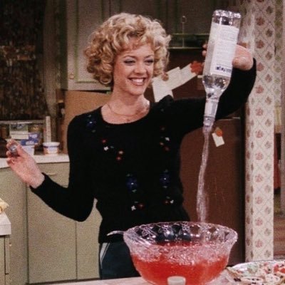 billyeeilish's profile picture. 