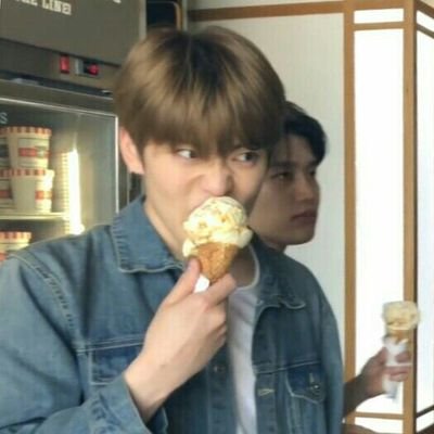 doyoungyudnarak's profile picture. 