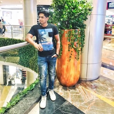 sureshkanna003's profile picture. 📍Dubai, UAE 🏠Chennai,India 🧑🏻‍💻Engineer 💪Gym Freak 🐾 Cynophile    🌍 #Explorer   ✈️ 🇮🇳 🇦🇪 ..
