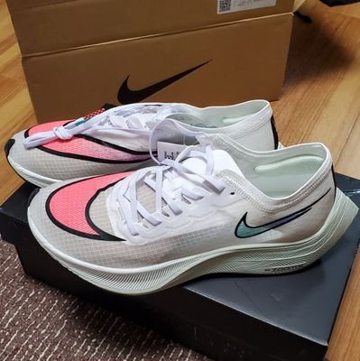 ランはあだ名です!!😊20代
シューズを買ったのでしっかり取り組むぞ!!とTwitterをはじめました
フル3時間18分🏃‍♀️ハーフ1時間29分🏃‍♀️
3000m10'30🏃‍♀️5000m19'18🏃‍♀️
まずはダイエットから!!
お菓子が大好き🍪ゴルフ110