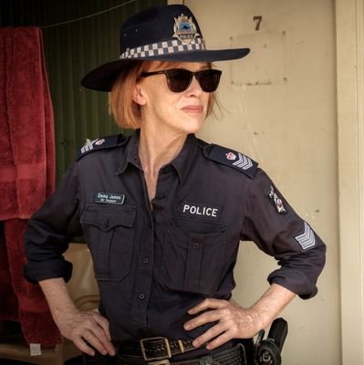 fest_karen's profile picture. music industry expert 👮‍♀️ kall-out kween 👮‍♀️

just your basic woke white girl, lol