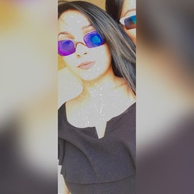 CamilaMartinel5's profile picture. Não me arrependo de nada, tudo que fiz me trouxe algo. Se não foi felicidade pra caralho, foi aprendizado de sobra! 🗯🎭