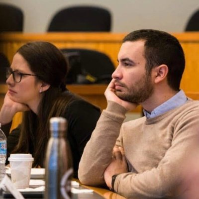 gfeortiz's profile picture. Economista @BCP_PY. MPP @UChicago. Docente @ID_Paraguay. Políticas públicas y macroeconomía. MPHCEV ⛪