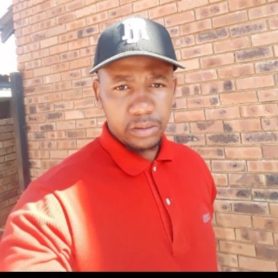 ItumelengRakale's profile picture. Introvert don't mingle with a lot of ppl ,Like having my own space