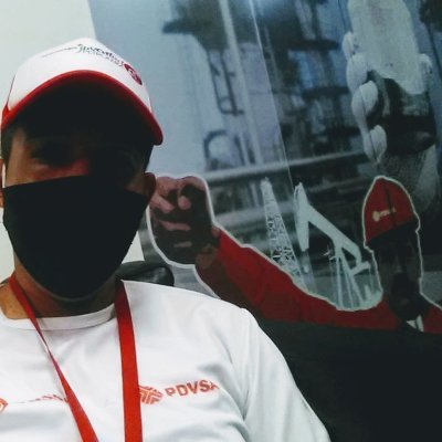 Trabajador petrolero 
Coordinador de la juventud petrolera  distrito Capital