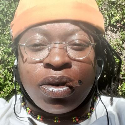 Comedian, Actor, Motivational Speaker.
they/them
Co-founder: @goldcomedy
Co-Producer: @cinderblockfest
@thisamerlife Ep: 571