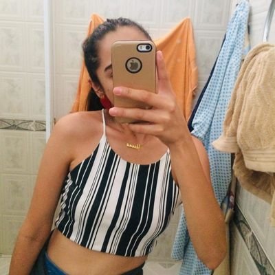 En este perfil se aman a los animalitus, somos viciosos de la coca cola y nos gusta el color azul. 💙