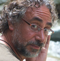 queestapassant's profile picture. Periodista y licenciado en Historia.