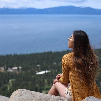 Zeyyyyra's profile picture. 