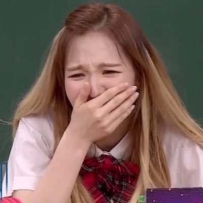 ♡My Boss — @B_hundred_Hyun♡ “Hogwarts is my home” | L-1485 | REVELUV | DΞΔN | IOI STAN | 백예린 |