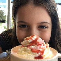 Liza Lorenzetti (@liza_lorenzetti) 's Twitter Profile