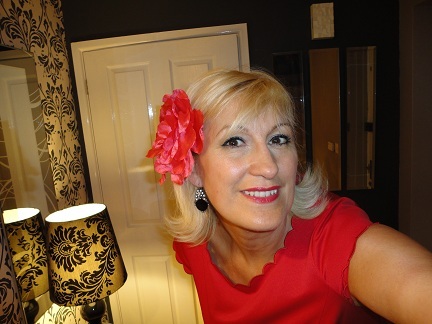 Jaqifer's profile picture. Middle aged with little or no short term memory. Love chocolate...hate blue cheese...