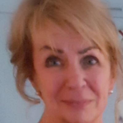 Olen kiinnostunut päivän tapahtumista ja musiikista