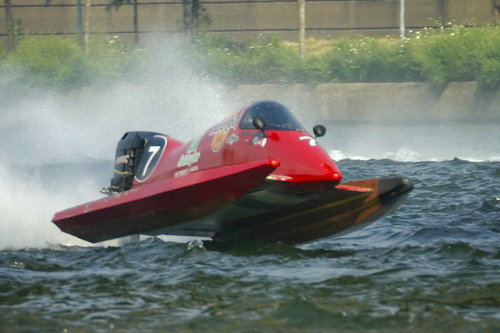 Tunnel Vision Racing is the largest professional tunnel boat racing team in the United States and North America.