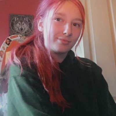 AlexiaPovey1's profile picture.