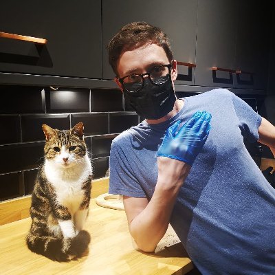 oli_l_a's profile picture. Freelance SEO consultant. Tinkers with code.