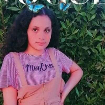 Post-Op Trans girl 🏳️‍⚧️
 princess with a twist follow my main account @pradabarbix