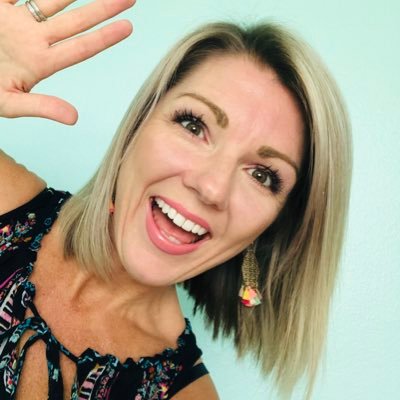 AdamsSenora's profile picture. Mom of 4, Teacher of many more! I ❤️ working with my middle schoolers and learning engaging strategies to increase language ability and confidence! 🗣👂🏼✍🏽📖