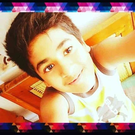 Praveen82364715's profile picture. Hey guys !! my name is praveen and I am new twitter user !! just keep following me!!😉😉😉