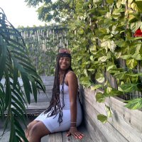 Tianna (@tianna_2lit) 's Twitter Profile