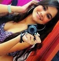 Estudante de Biomedicina e aviãozeeeeeeeeeira com força, 19 anos
