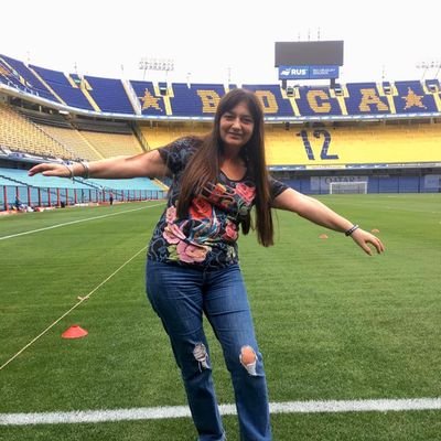 Hincha y socia de @bocajrsoficial 💙💛💙
