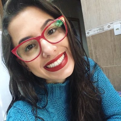 Nutricionista, pós em Nutrição Clínica Funcional, mestra em Cardiologia e doutora em Bioquímica pela UFRGS
Nutricionista clínica e professora universitária