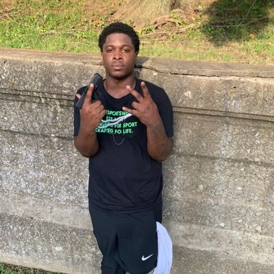 STL 📍| Upcoming Unsigned Artist 🎤| Fmoig @bmo.chop3 | #LMS 💙💛 #QMG💜💙 | 60z C39p 💙💛