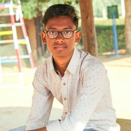 Vikas_9950's profile picture. Student