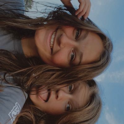 _meganjohnston_'s profile picture. 