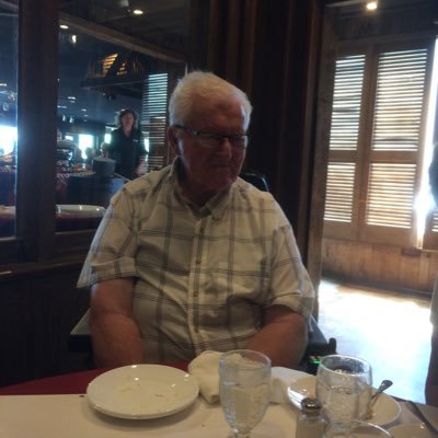 Eric_Hollie's profile picture. golf course superintendent, music fan, drummer, dem, vote blue, Jim Cornett fan. Kiss fan.  Married to the love of my life Hollie!