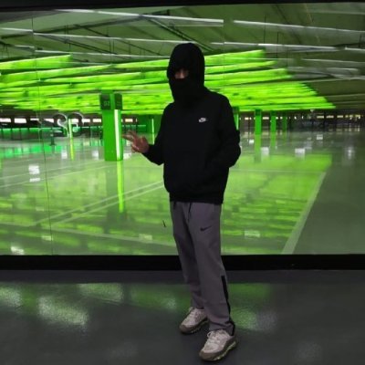 levanimoba's profile picture. 