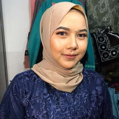 YuliaPutriAN's profile picture. Baik hati dan tidak sombong 🤗

ig: yputrian