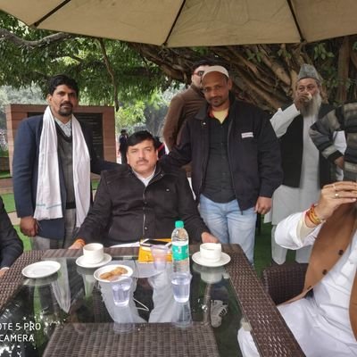 SherMuh01027894's profile picture. I love india