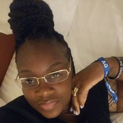 Yandi_DaDiva219's profile picture. Love the life you live. Live the life you love.